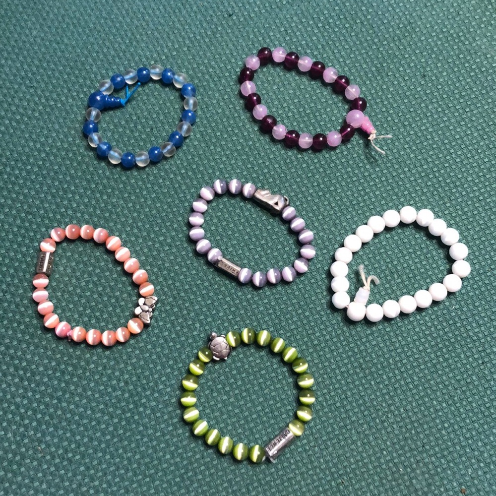 Lot of 6 stretch bead bracelets